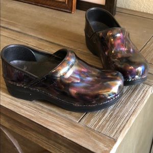 Dansko nurse shoes clogs size 6.5-7